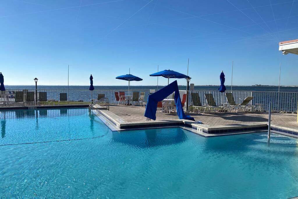 421-Fully Renovated, Wifi, Pool, Amazing Views, Near Bucs Stadium Tampa Exterior photo